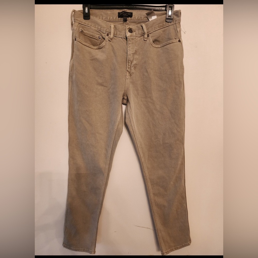 Banana republic Athletic cut tan jeans size 31x32
